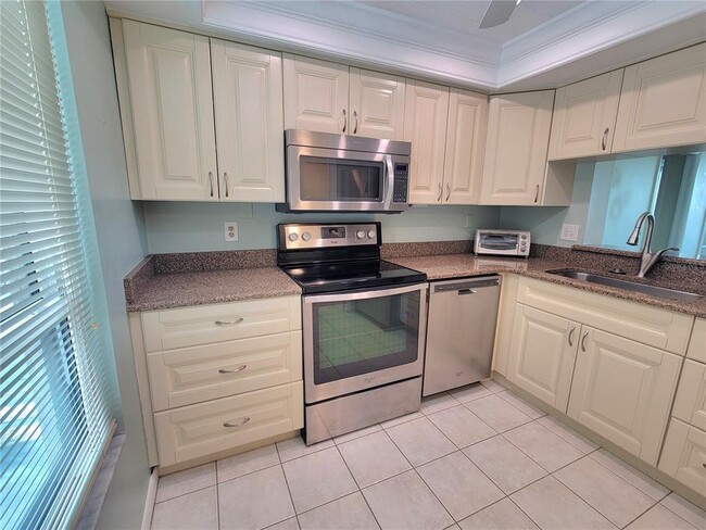 Photo - 2615 Cove Cay Dr Unit 401