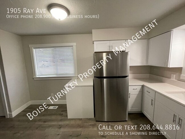 Photo - 1905 Ray Ave