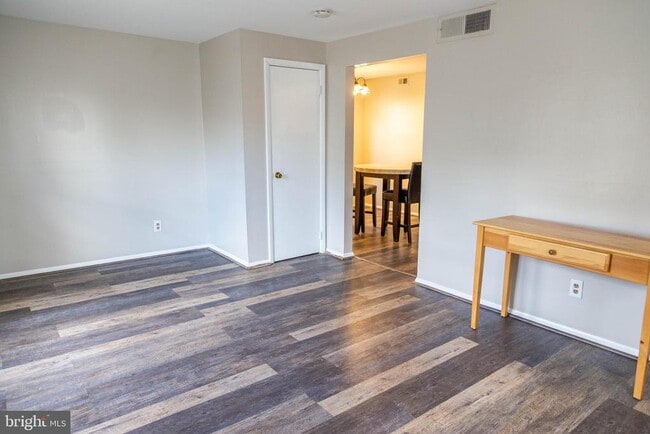 Photo - 12 W Wayne Terrace