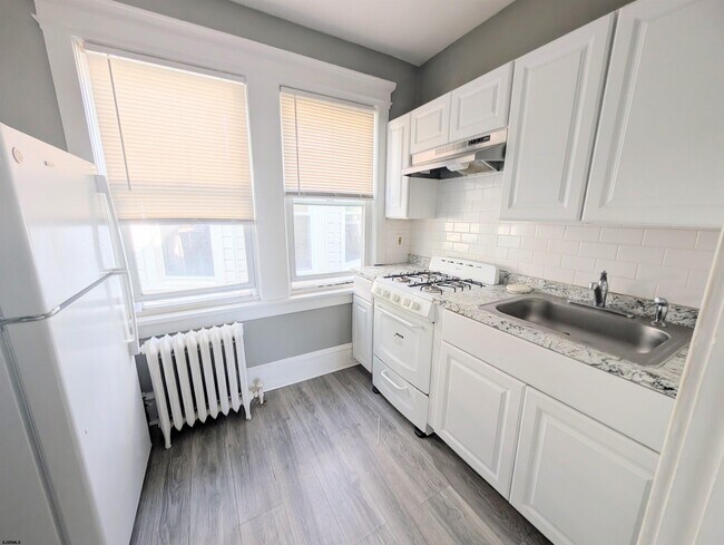 Photo - 2 N Portland Ave Unit 3