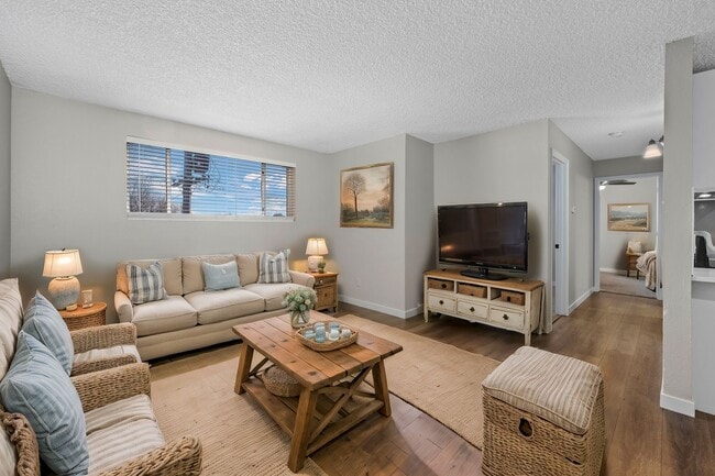 Photo - Sloans Lake West