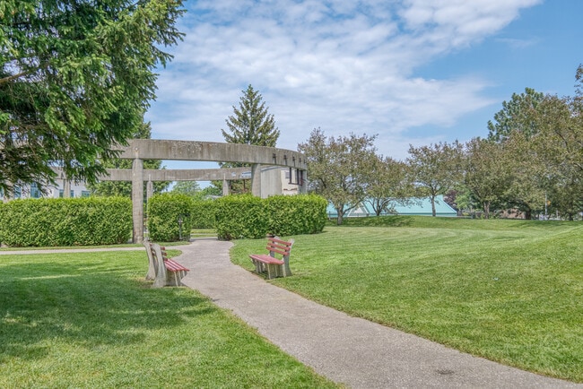 Building Photo - PRICE REDUCED FOR NEWLY RENOVATED 2 BD BEHIND WHITEOAKS MALL! Unit 601