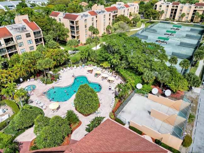 Building Photo - 450 Egret Cir Unit 9202