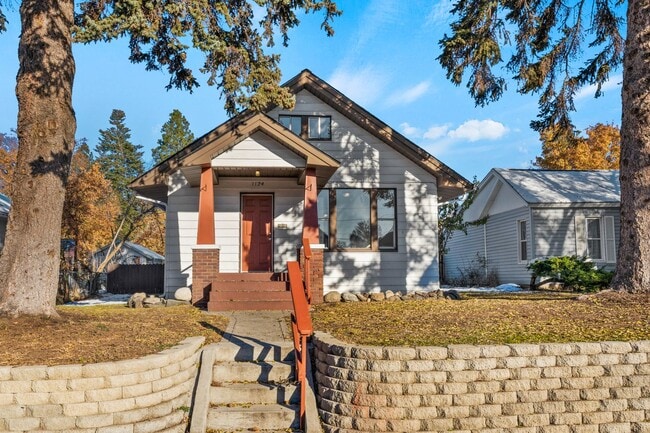Building Photo - Beautiful Home in the Garland District