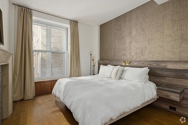 Building Photo - 23 E 10th St Unit 315 Rental