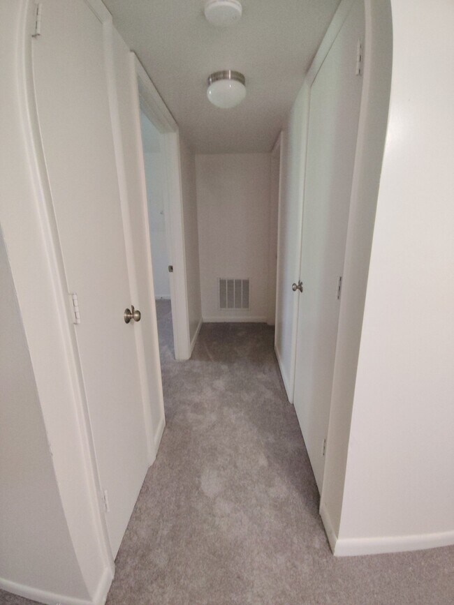 Photo - 600 Reusens Rd Unit 1 Bed Waitlist