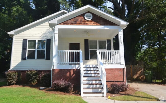 Building Photo - 1450 Woodbine Ave SE Rental