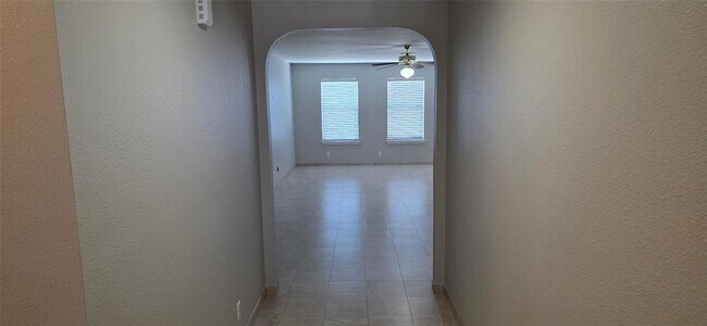 Photo - 1304 Anna Palm Way