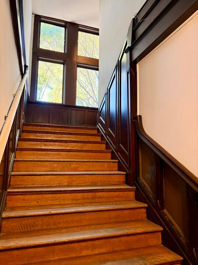 Photo - 3511 Baring St