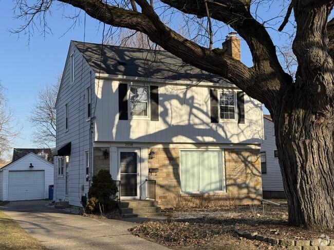 Building Photo - 2228 Godwin Ave SE Rental