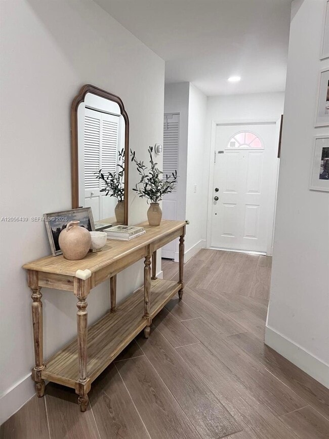 Photo - 1285 Seagrape Cir