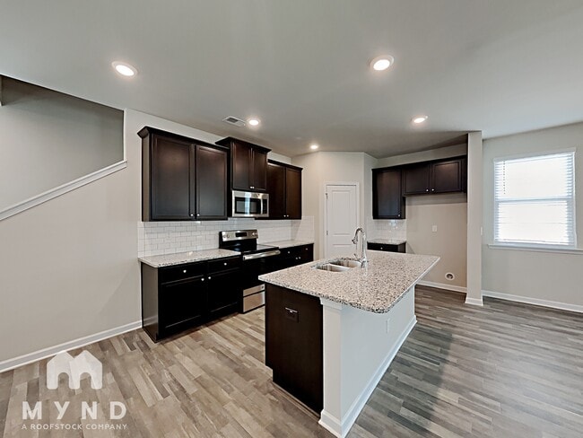 Photo - 1306 Sweetbriar Cir