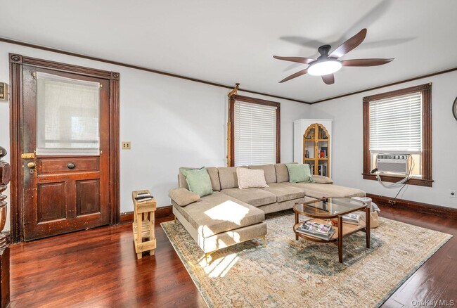 Photo - 25 Jersey Ave