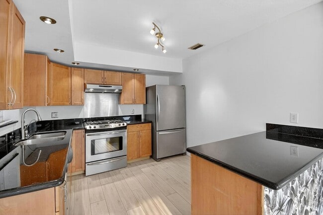 Photo - 1606 NE 15th Ave