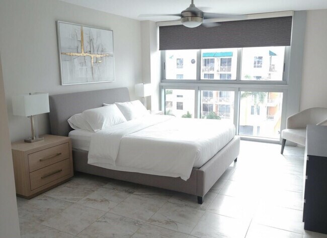 Photo - 2655 Collins Ave Unit 602