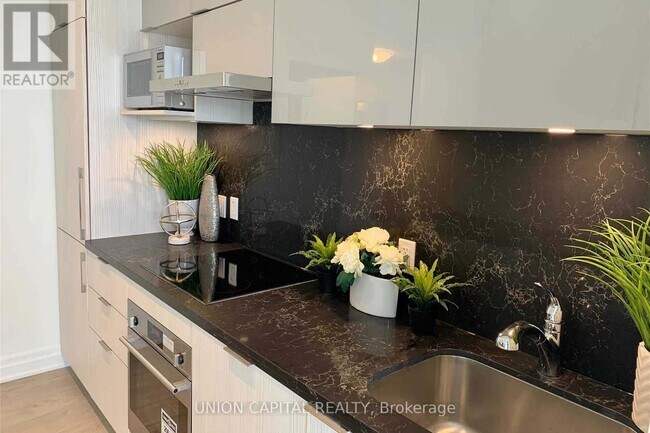 Photo - 18 Rouge Valley Dr W Unité 503