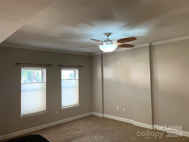 Photo - 1320 Fillmore Ave Unidad 117