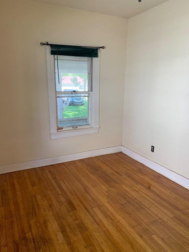 714 Niagara St Unidad 2BR/1BA