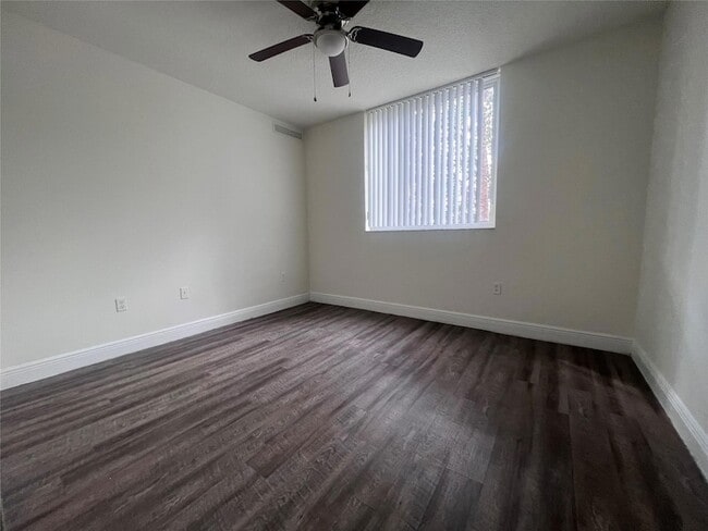 Photo - 18335 NW 68th Ave Unit 700-218