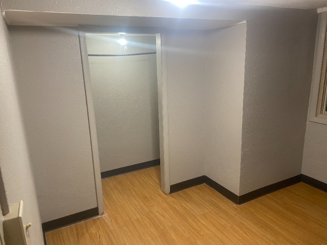 Photo - 129 Kingsbury Ave Unit 1