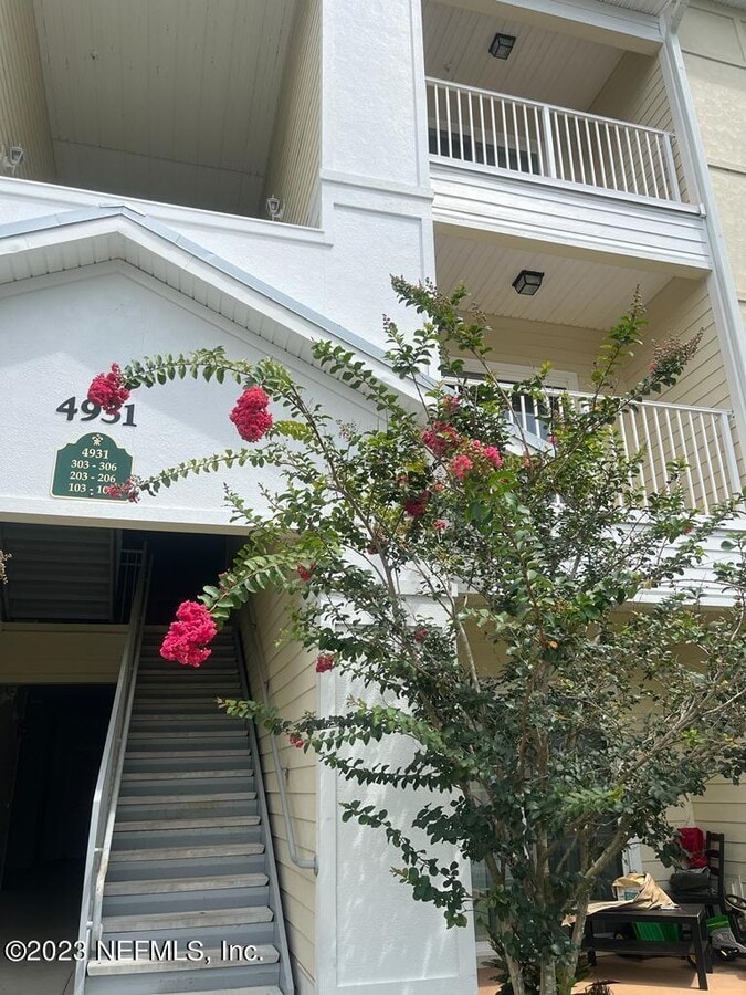 Photo - 4931 Key Lime Dr Unit 205