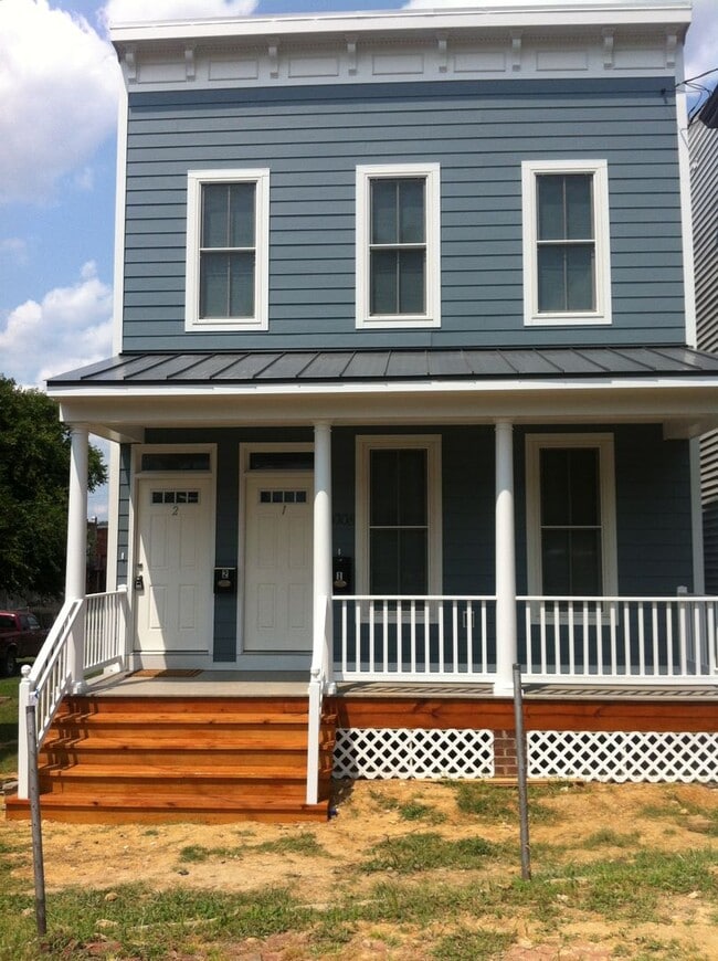 Photo - 2008 Cedar St Unit #2