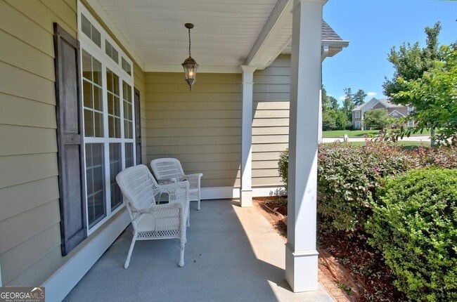 Photo - 170 Diana Dr