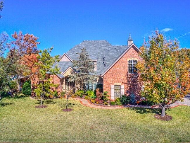 Photo - Stunning Luxury Home in East Edmond with a Pool/Jacuzzi + Woody Creek Addition + Theater Room+/5 ...