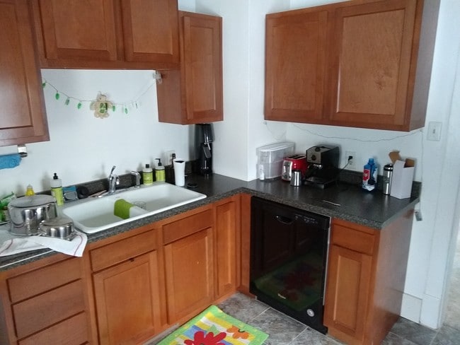 Photo - 301 W Ells Ave