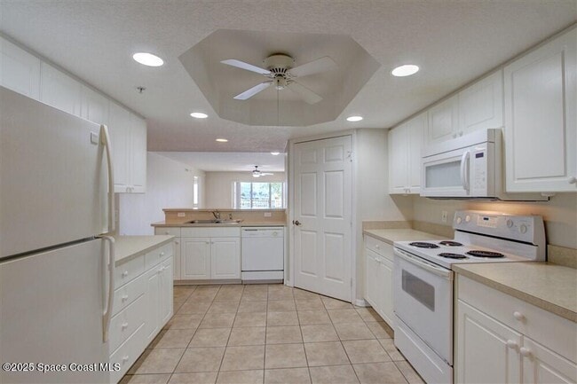 Photo - 8921 Lake Dr Unit 202