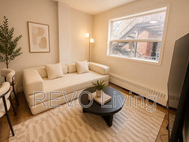 62 Triller Ave Unit 206