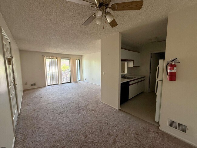 Photo - 81 Colonial Ct Unit 81