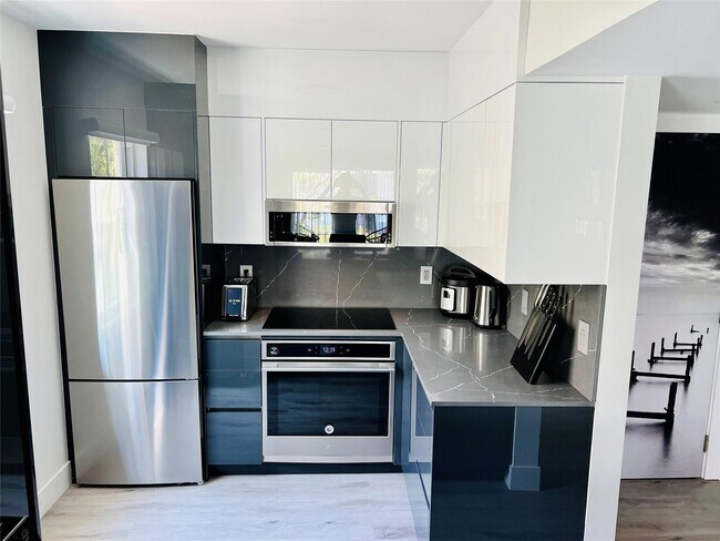 Photo - 1105 Lake Shore Dr Unit 201