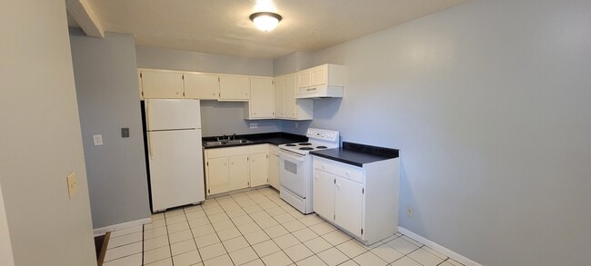 Photo - 905 W 24th St