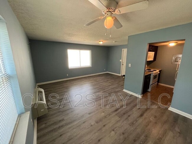 Building Photo - 411 Iowa Ave Unit 12 Rental