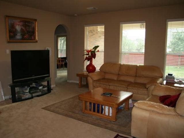 Photo - Great home in Circle C!
