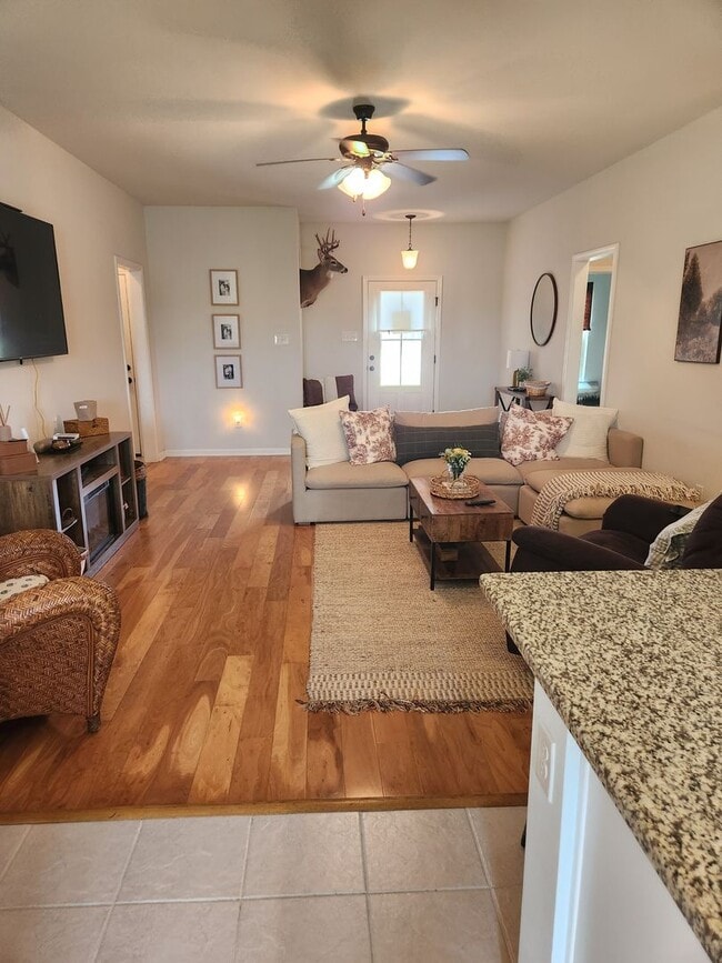 Photo - 3 bedroom in Youngsville in Milton School ...