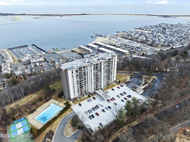 Photo - 1 Scenic Dr Unidad 306