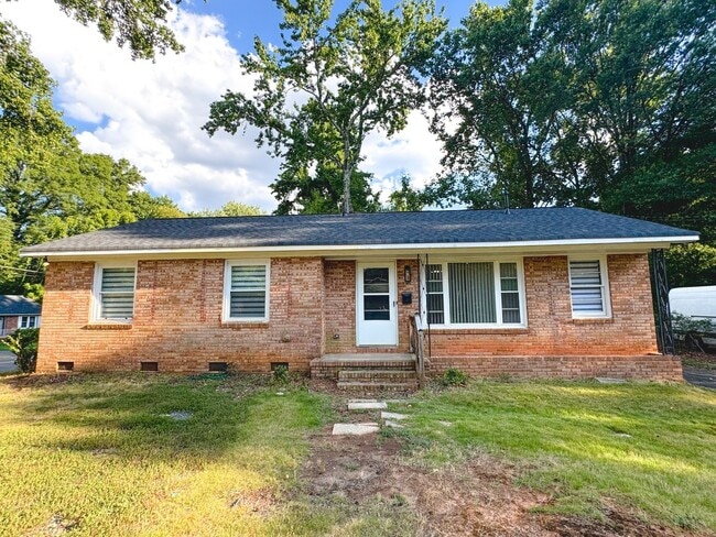 Photo - 2801 Wedgefield Dr