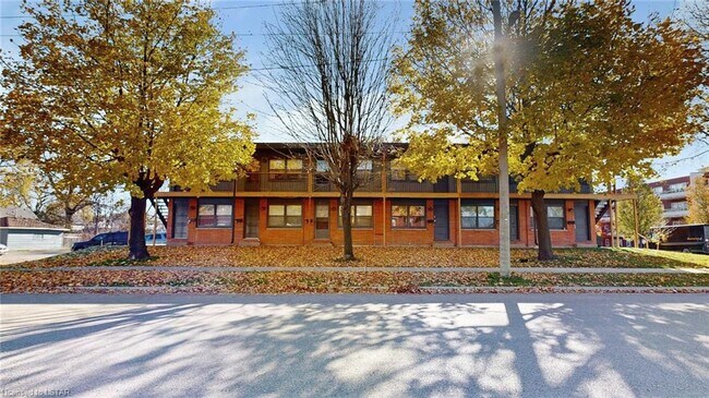 Photo - 186 Queen St Unit 19