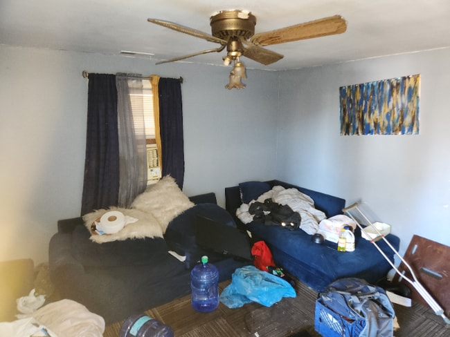 Photo - 2911 Church St