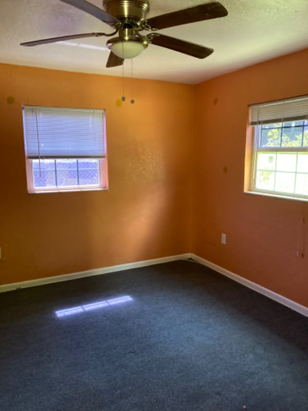 Photo - 1615 Avenue E Unidad B