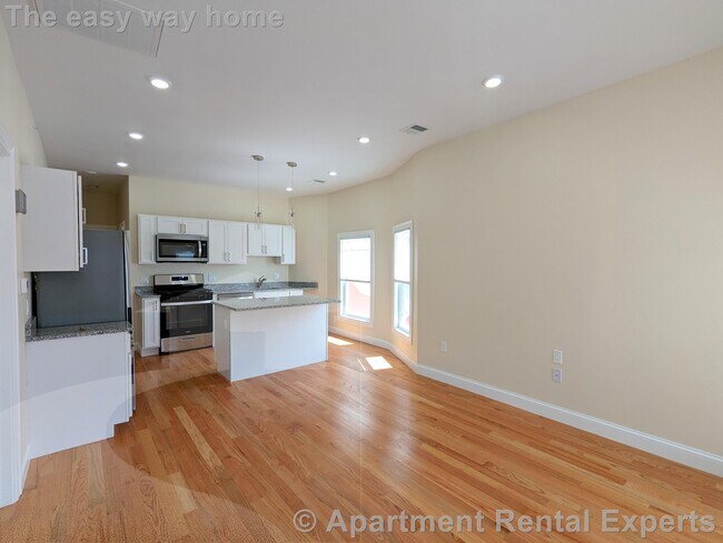 Photo - 2 Sacramento Pl Unidad 3