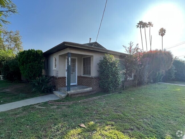Building Photo - 13900 Burbank Blvd Rental