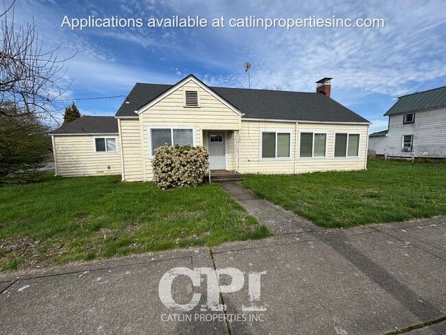 Building Photo - 532 Davidson Avenue