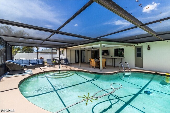 Photo - 542 SE 33rd Terrace