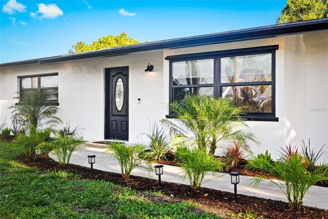 Photo - 1311 Cypress Ave