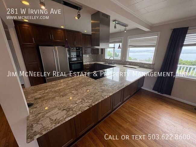 281 W Irving Ave