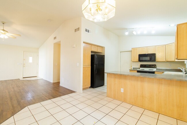 Photo - Lovely 3 bedroom home in great location!