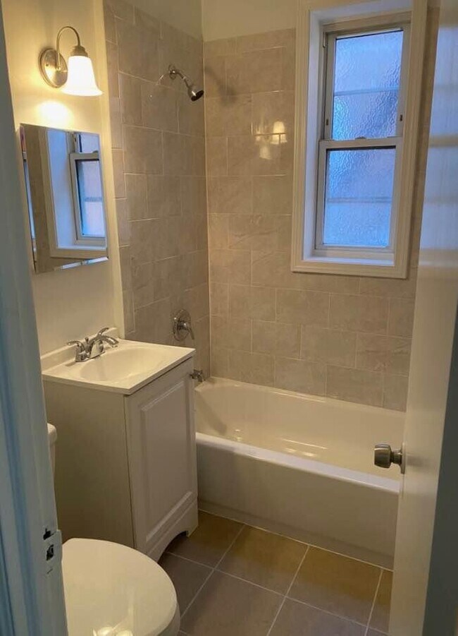 75 Anderson St Apartment Unit 5 Hackensack, NJ